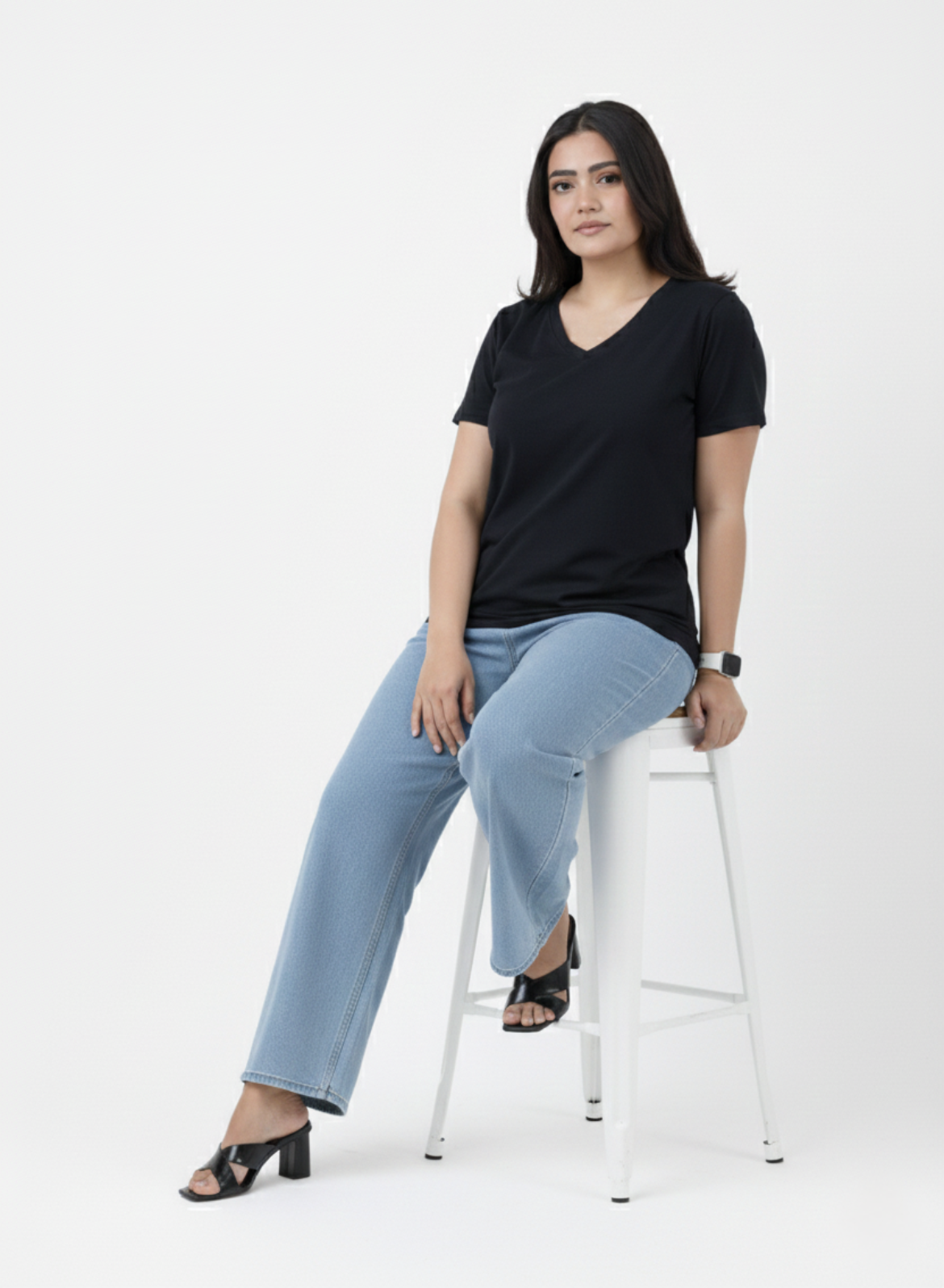 Brazen Black Solid V-Neck T-shirt for Women