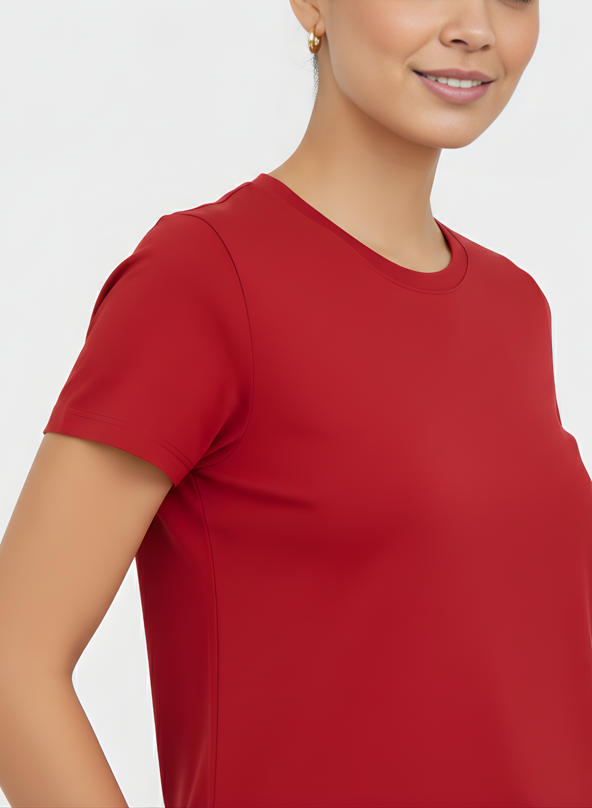 Magnetic Maroon Solid T-shirt for Women