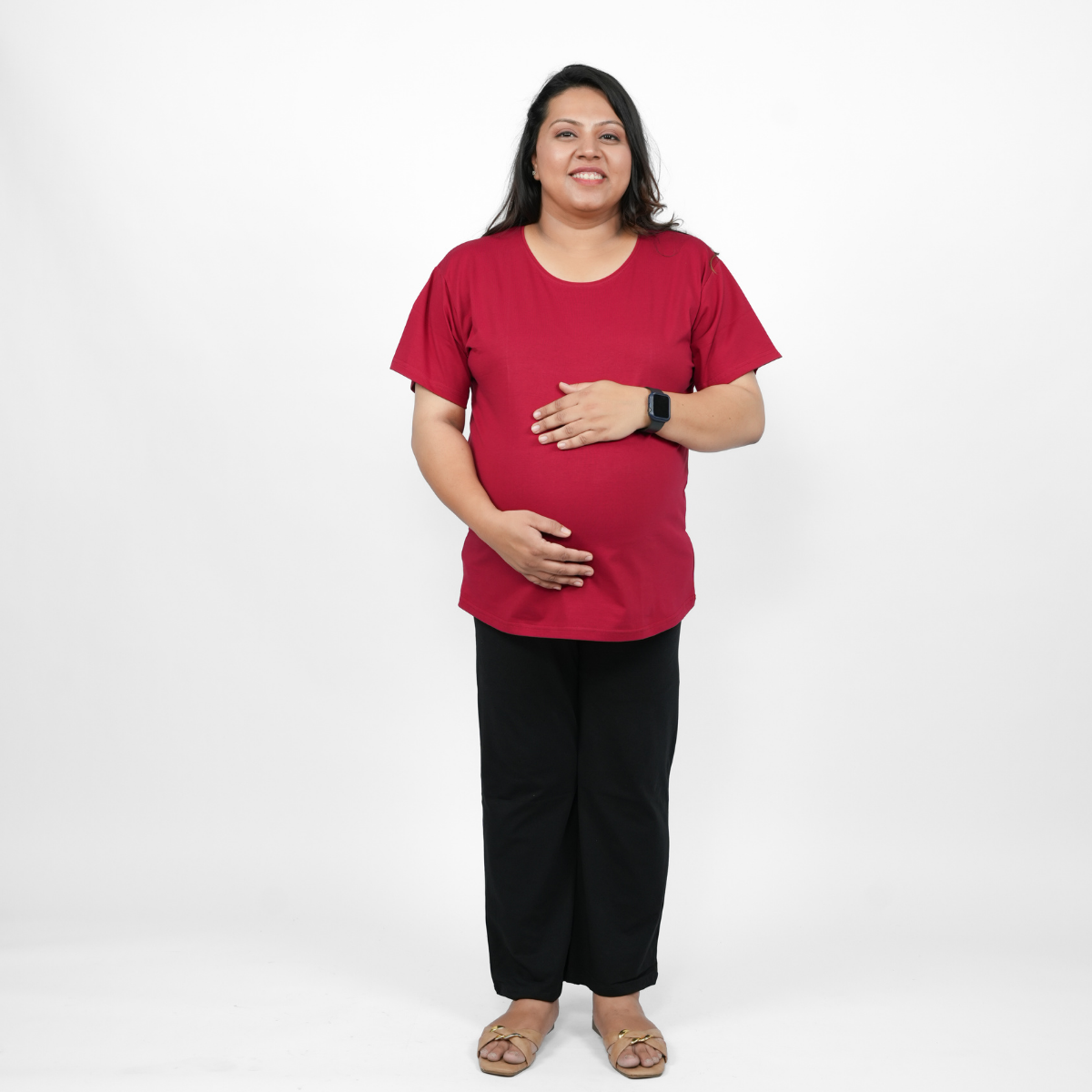 Magnetic Maroon Maternity Round Neck T-Shirt