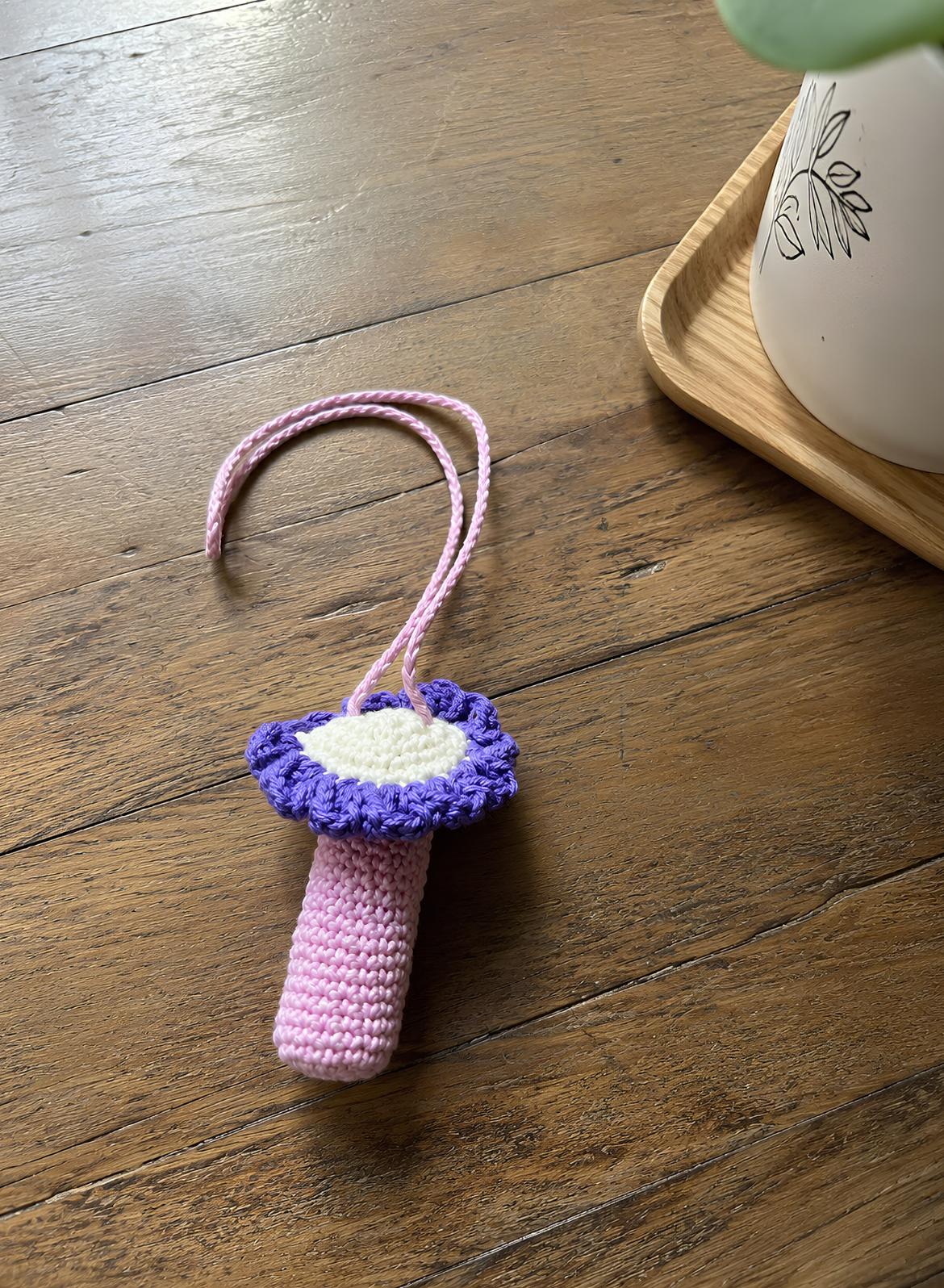 Handmade Lilac White Lipstick Holder