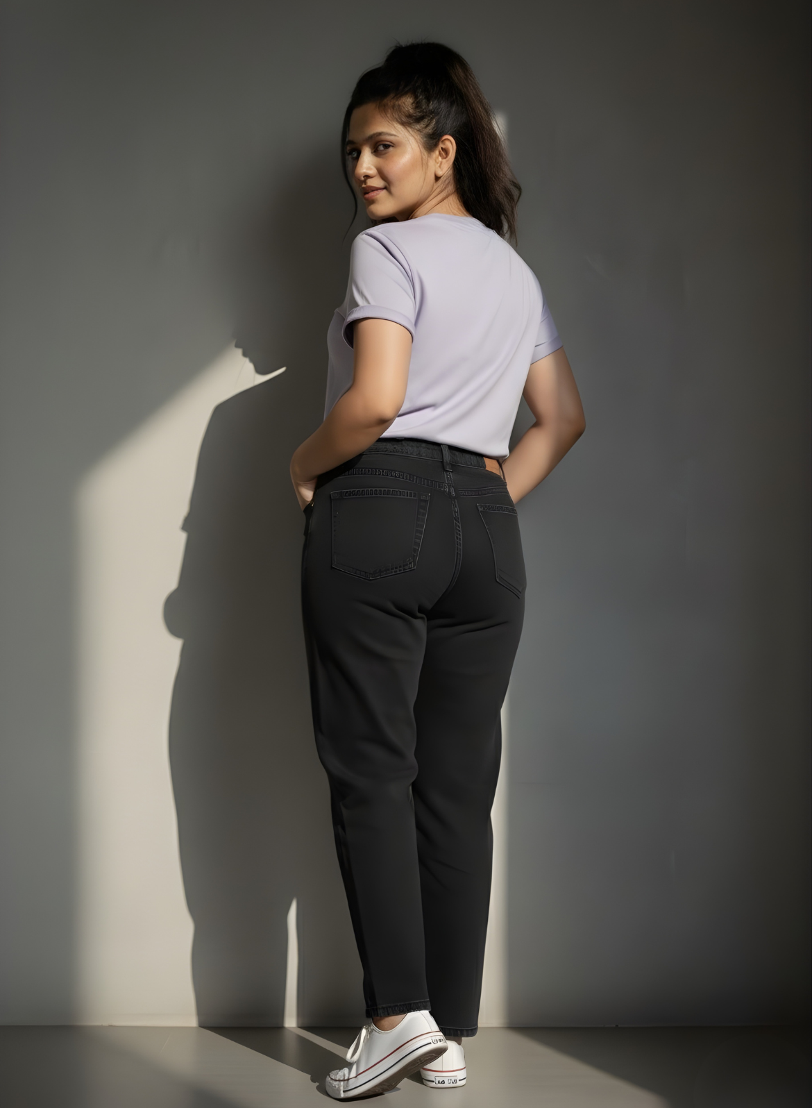 Primrose Catmint Relaxed Fit Round Neck T-shirt