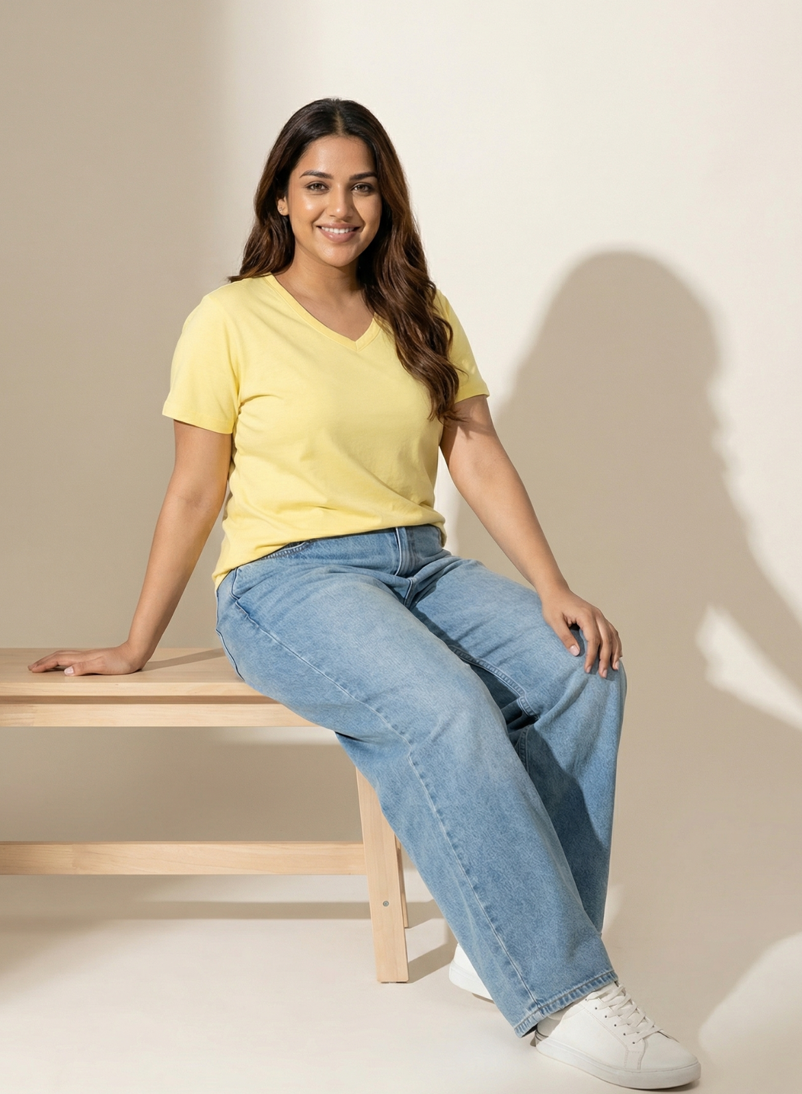 Lovely Lemon Solid V-Neck T-shirt for Women