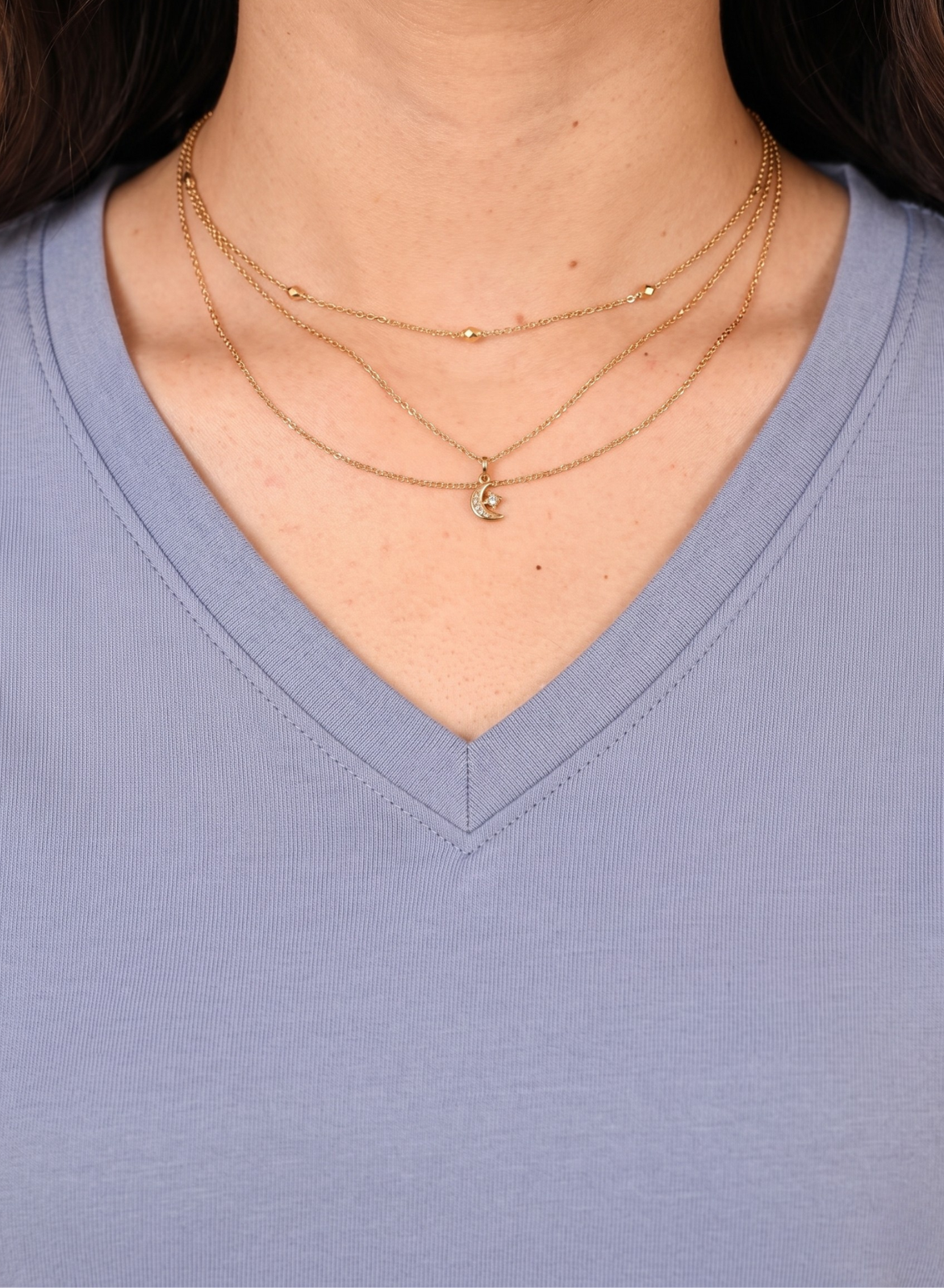 Gallant Grey Solid V-Neck T-shirt for Women