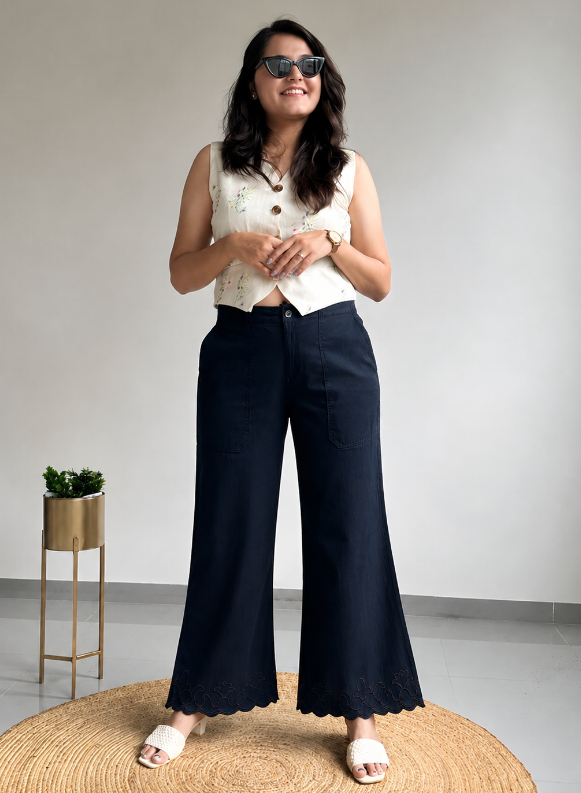 Black Wide Leg Pants – Classic Embroidery